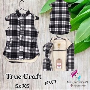 True Craft NWT -Sz XS - plaid plush inside vest 🥰